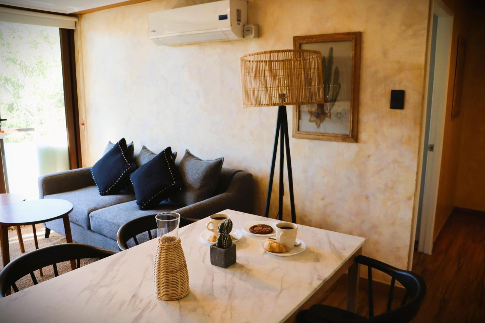 Hom I Departamento Con Hermosa Vista * Santiago
